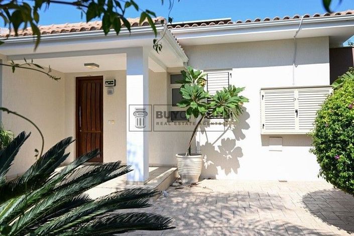 Image No.1-3 Bed Bungalow for sale