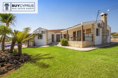 Detached Villa For Sale  in  Latchi