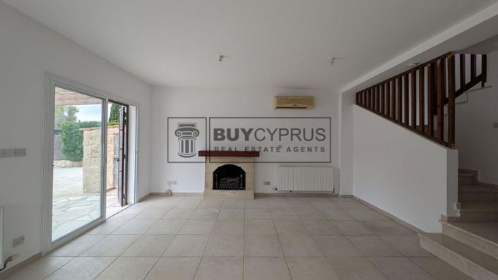 Image No.9-3 Bed Villa for sale