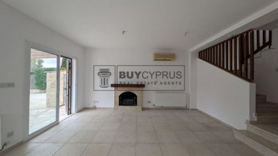 Detached Villa For Sale  in  Kamares - Tala