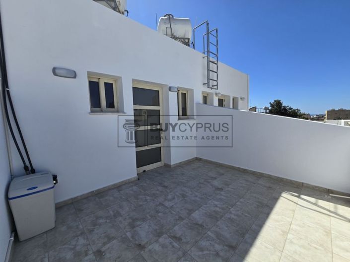 Image No.27-3 Bed Townhouse for sale