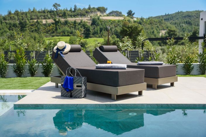 Image No.1-3 Bed Villa for sale