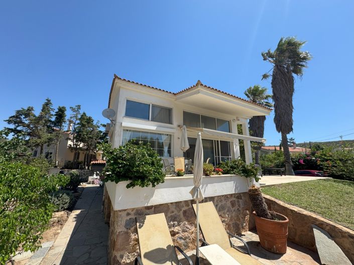 Image No.1-4 Bed Villa for sale