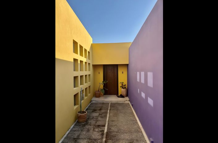 Image No.1-2 Bed House for sale