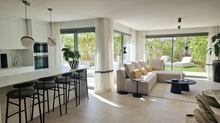 Image No.10-3 Bed Townhouse for sale