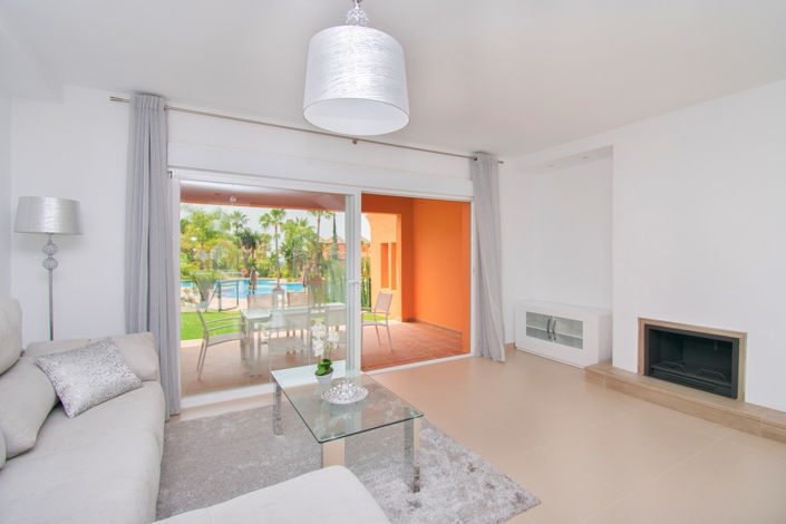 Image No.2-4 Bed Townhouse for sale