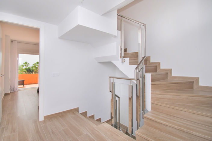 Image No.9-4 Bed Townhouse for sale