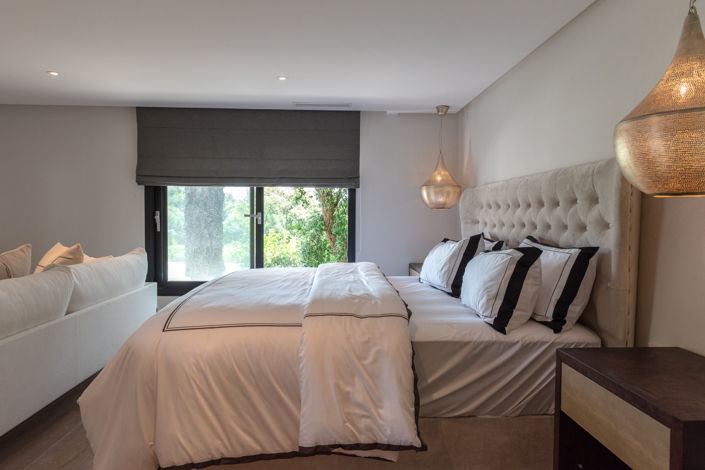 Image No.20-7 Bed Villa for sale