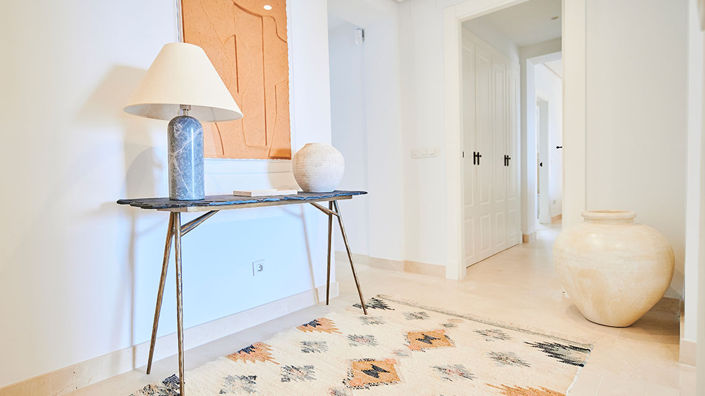 Image No.8-3 Bed Apartment for sale