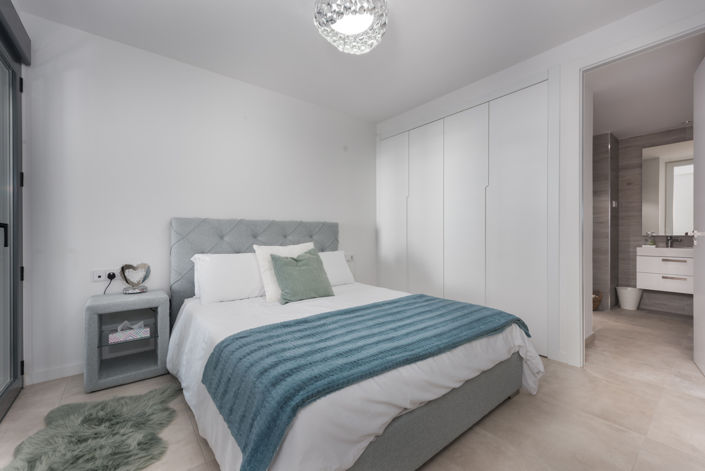 Image No.10-3 Bed Apartment for sale