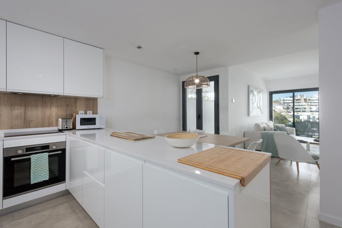 Image No.3-3 Bed Apartment for sale