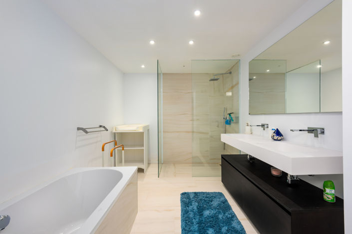 Image No.29-5 Bed Villa for sale