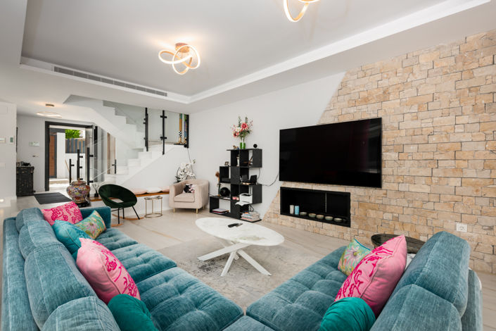 Image No.5-5 Bed Villa for sale