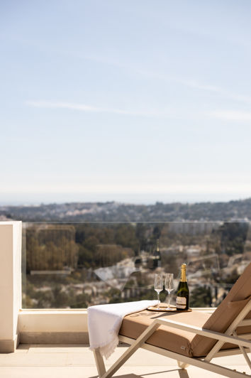 Image No.12-2 Bed Apartment for sale