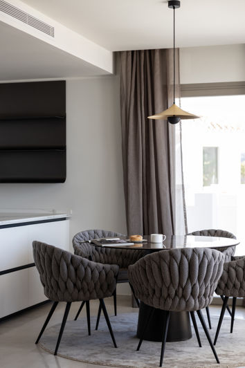 Image No.9-2 Bed Apartment for sale