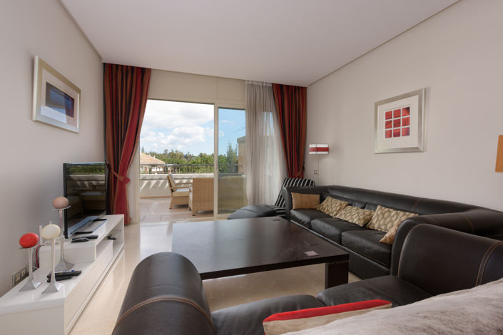 Image No.11-3 Bed Property for sale