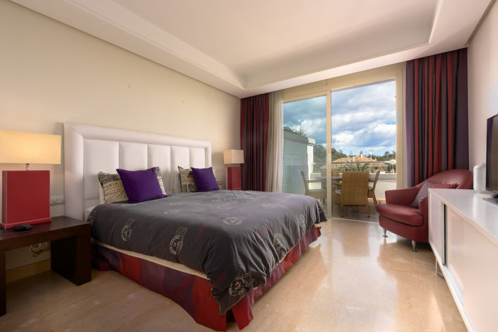 Image No.6-3 Bed Property for sale