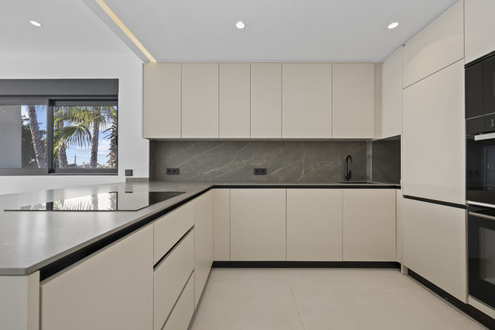 Image No.10-3 Bed Penthouse for sale