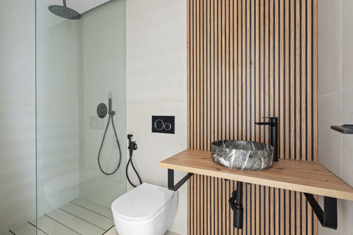 Image No.11-4 Bed Property for sale