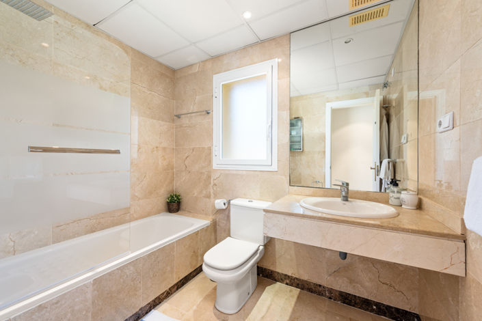 Image No.9-2 Bed Apartment for sale