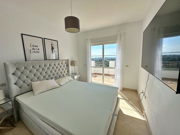 Image No.7-3 Bed House for sale