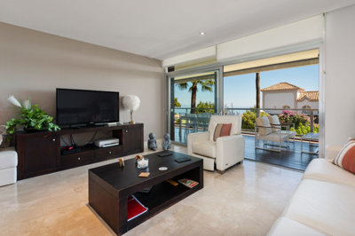 b98le8d7m9k3degpefzhs0lif8u4xzvzhwxtmggyekxx9