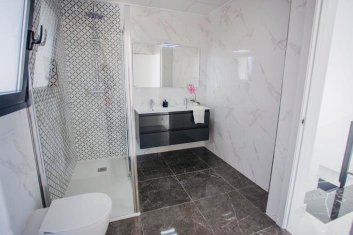 Image No.6-3 Bed Villa for sale