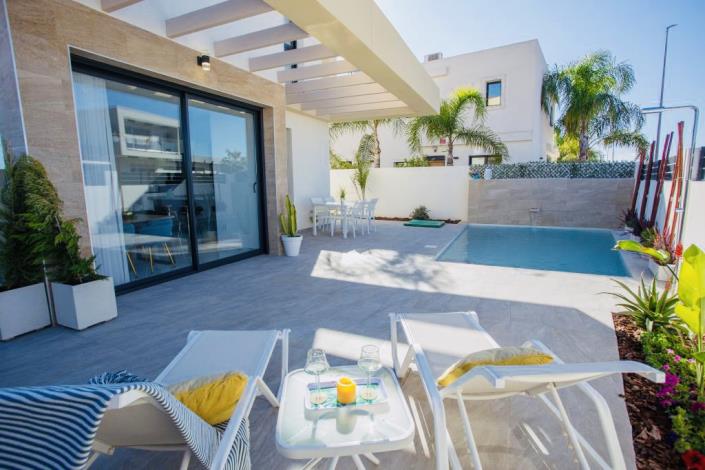 Image No.14-3 Bed Villa for sale