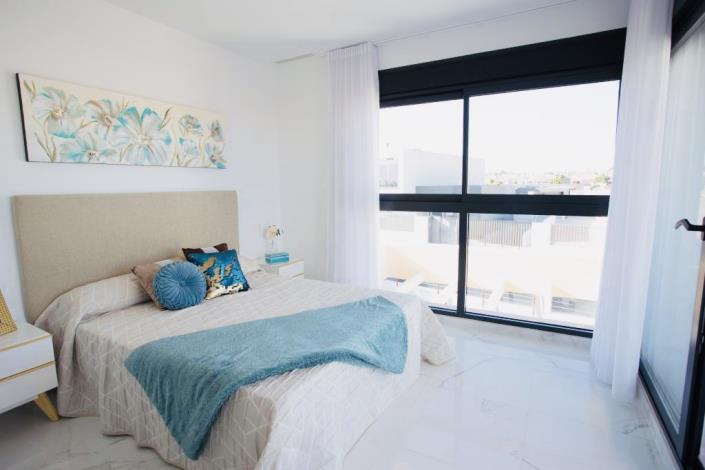 Image No.10-3 Bed Villa for sale