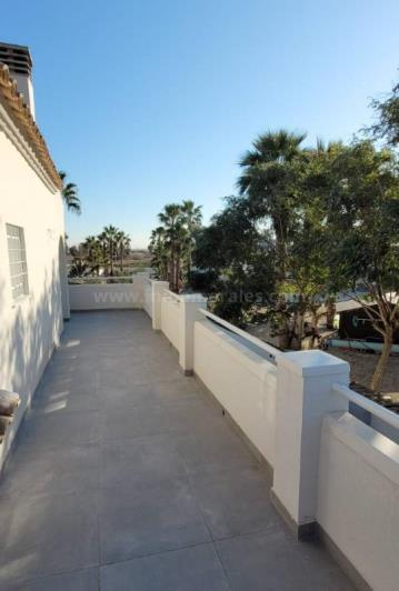 Image No.19-3 Bed Country House for sale