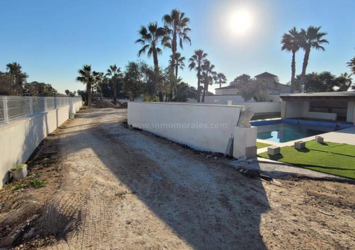 Image No.29-3 Bed Country House for sale