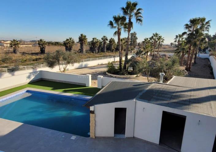 Image No.30-3 Bed Country House for sale