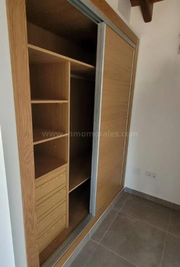 Image No.12-3 Bed Country House for sale