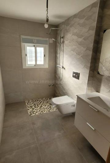 Image No.11-3 Bed Country House for sale