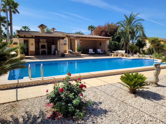 Image No.9-4 Bed Villa for sale