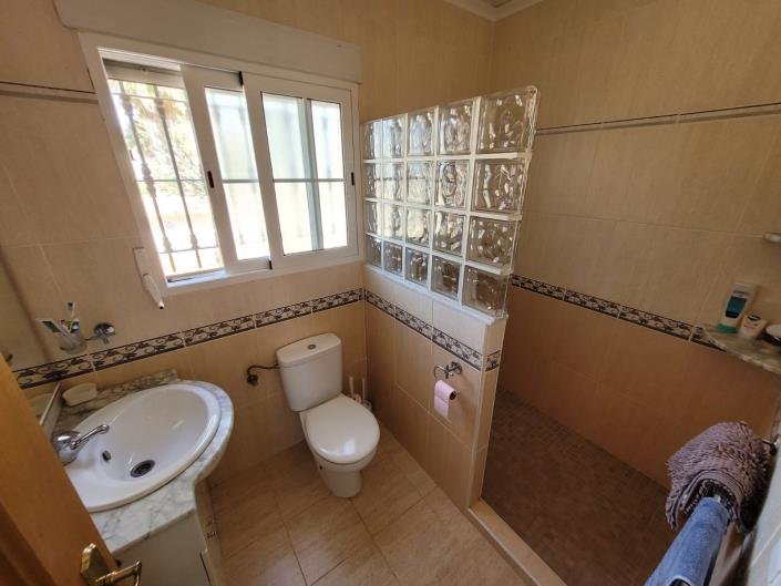 Image No.21-4 Bed Villa for sale