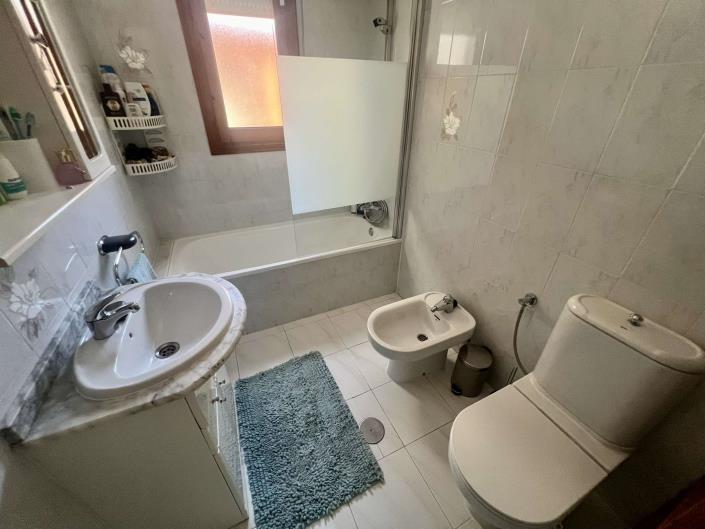 Image No.15-4 Bed House/Villa for sale