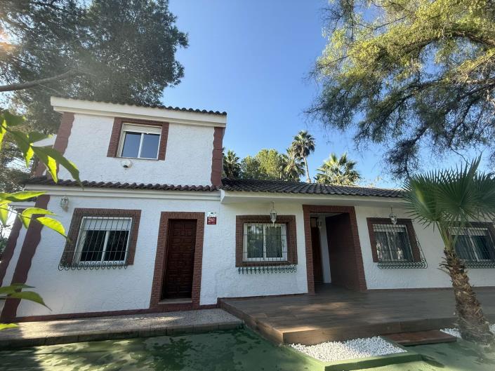 Image No.2-5 Bed Country House for sale