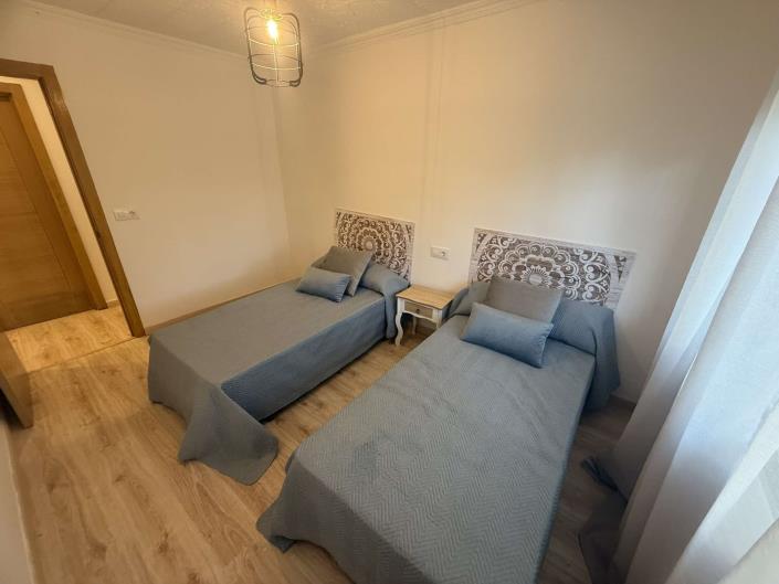 Image No.10-5 Bed Country House for sale