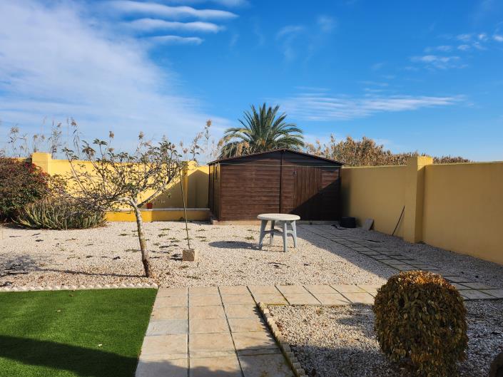 Image No.18-4 Bed Country House for sale