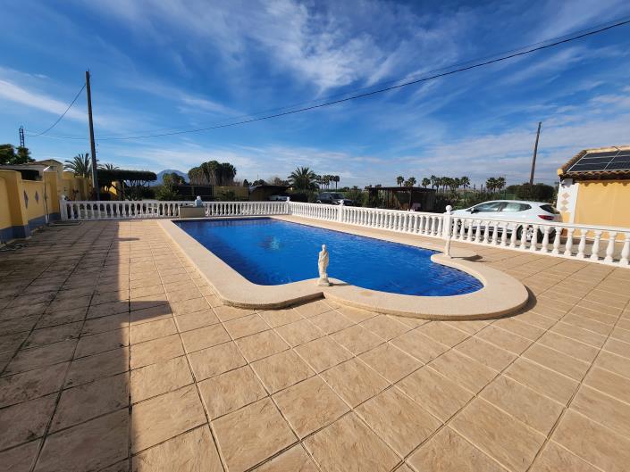 Image No.27-4 Bed Country House for sale