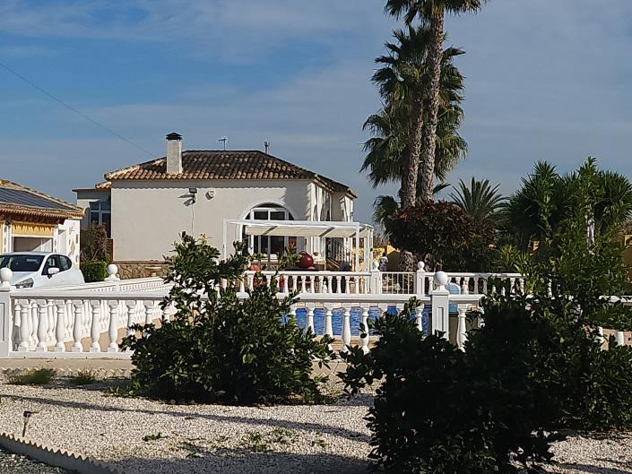 Image No.32-4 Bed Country House for sale