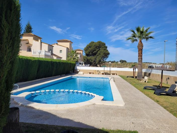 Image No.1-3 Bed Quad for sale