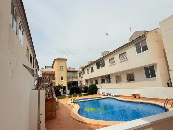Image No.1-2 Bed Apartment for sale
