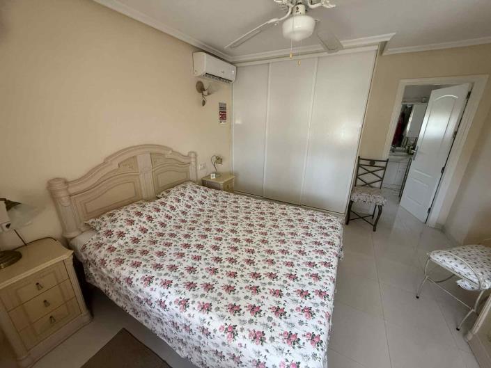 Image No.24-3 Bed Country House for sale