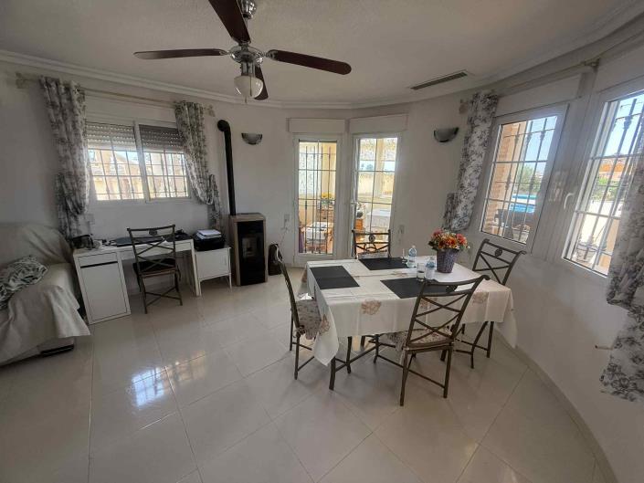 Image No.10-3 Bed Country House for sale