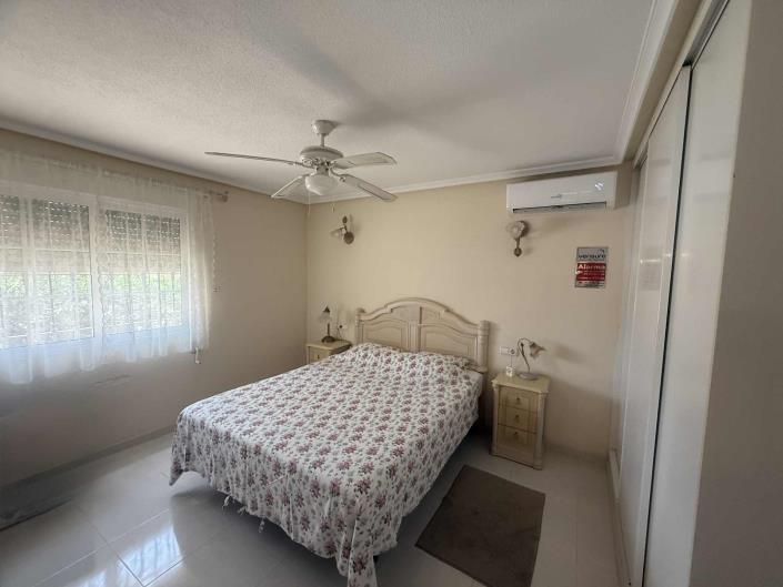 Image No.22-3 Bed Country House for sale