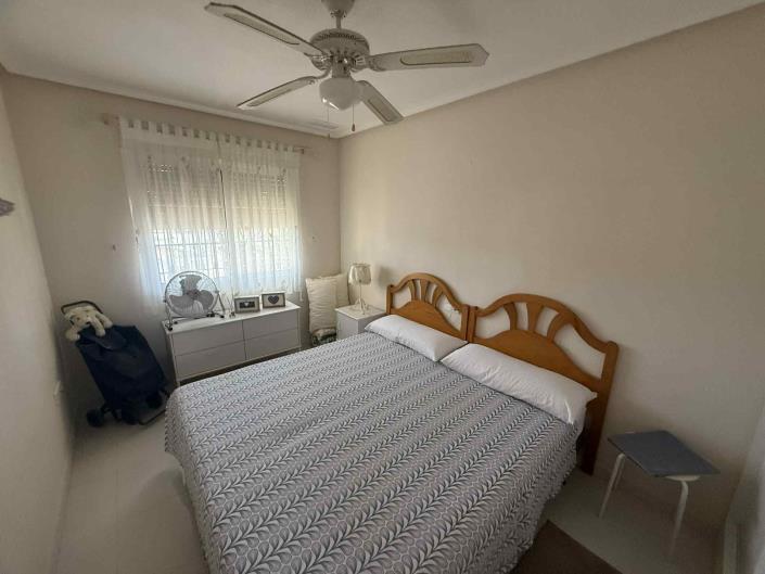 Image No.18-3 Bed Country House for sale