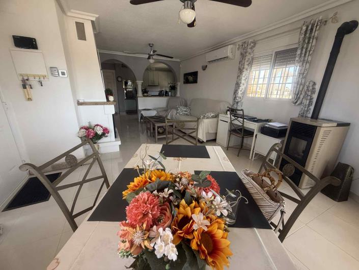 Image No.8-3 Bed Country House for sale