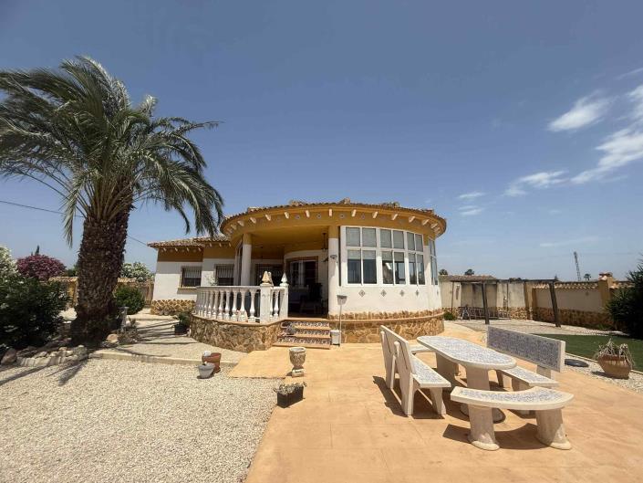 Image No.30-3 Bed Country House for sale